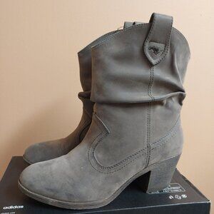 Women’s Sheriff Modern Ankle Boot with Pull-Up Tabs - Brown - Size 9